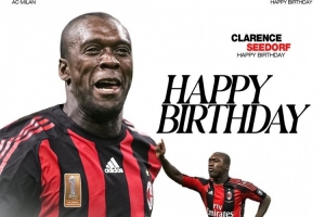 米兰祝西多夫49岁生日快乐，效力期间出战432场62球67助+两夺欧冠